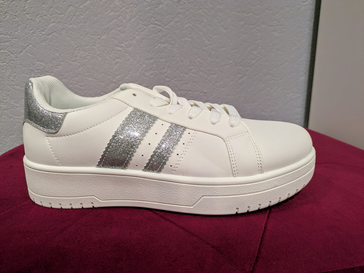 Schuhe Sneaker weiß