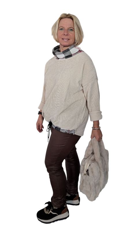 Sweatshirt "Scacchi" weiß mit kariertem Schalkragen