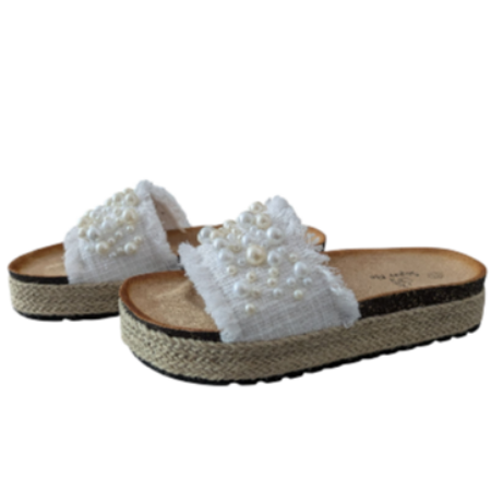 Pantolette weiß mit Perlen