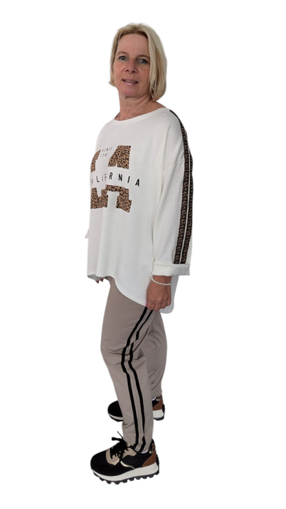 Sweatshirt "LA" in creme