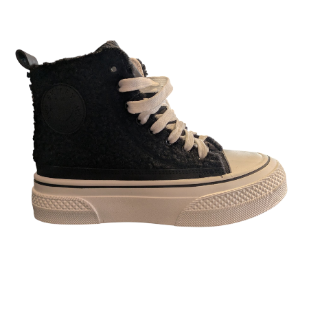 Sneaker schwarz mit Teddyplüsch