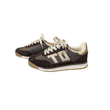 Sneaker braun